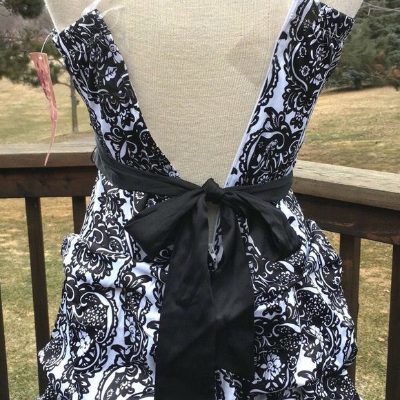 Emerald Sundae Bubble Mini Dress Jr Black Size 7 - Picture 4 of 8